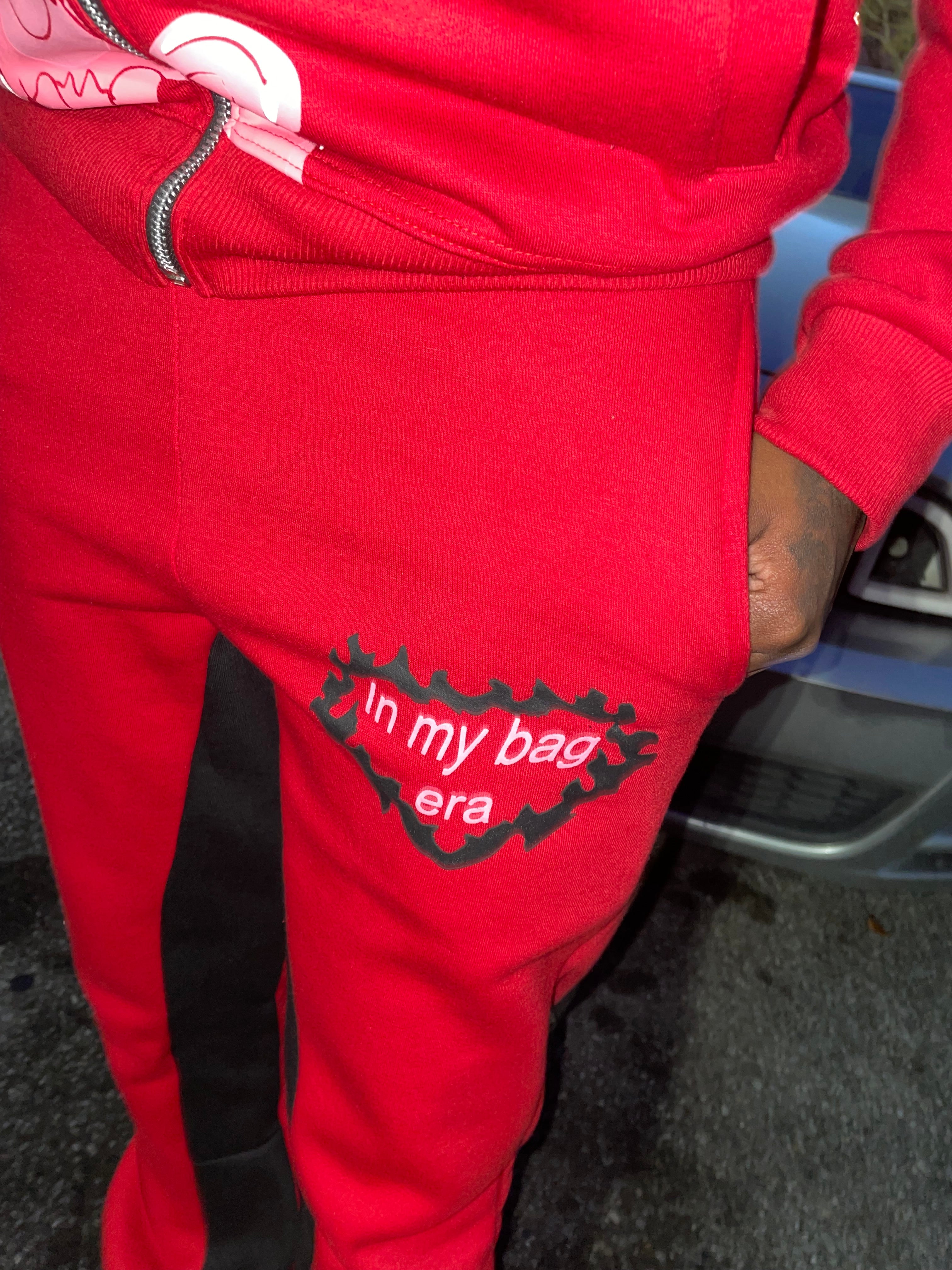 V-Day exclusive sweatsuit